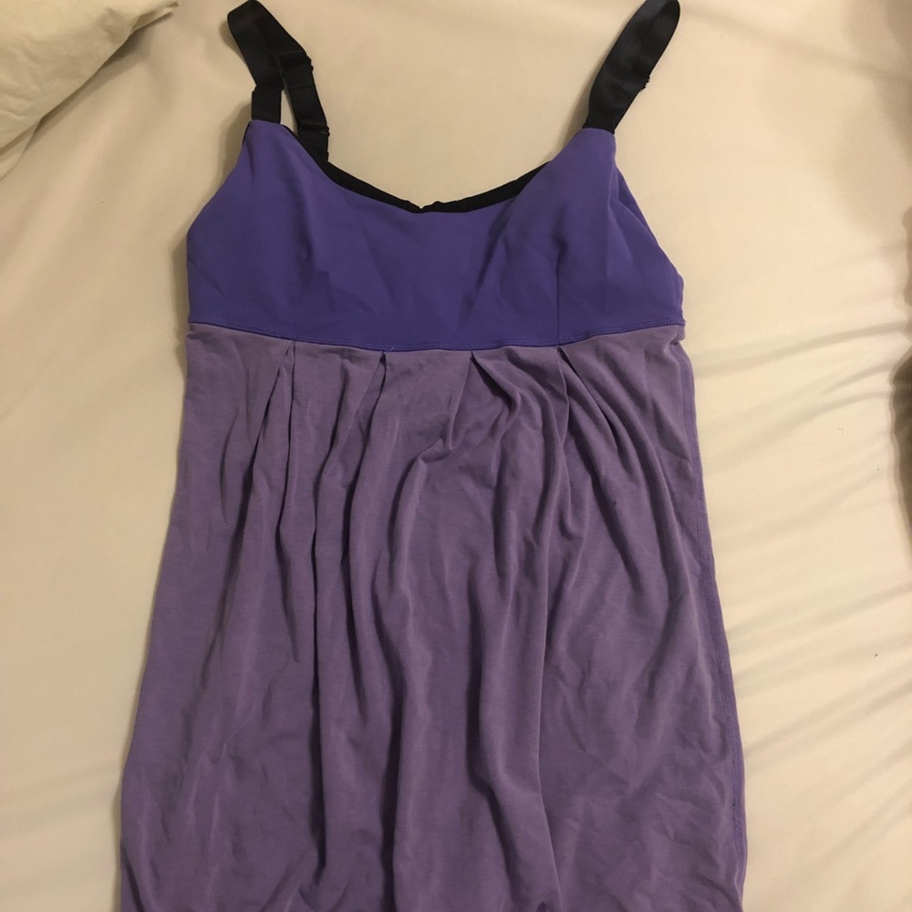 Lululemon top